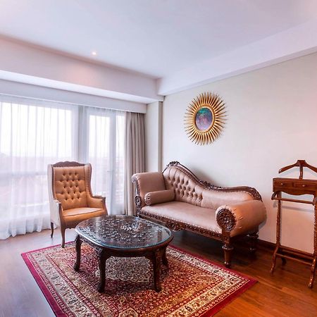 Grand Mercure Yogyakarta Adi Sucipto Pakualaman Exterior foto